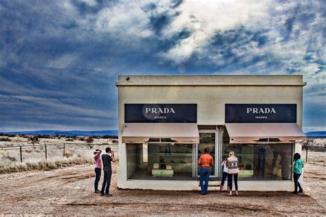 boutique prada desert